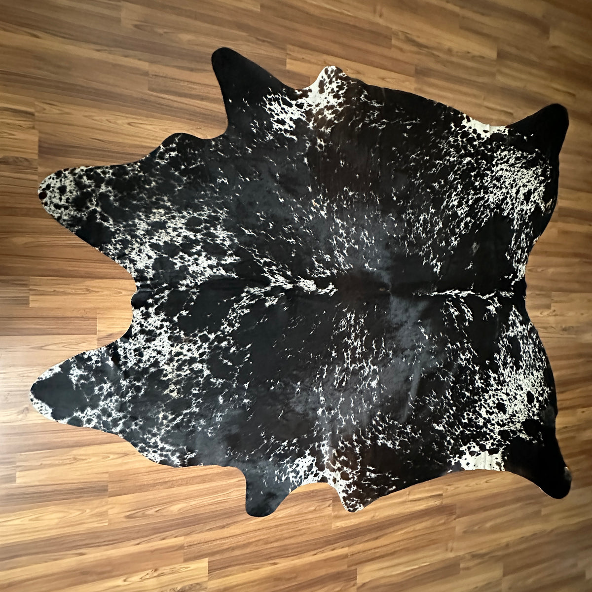 Black and White salt and pepper cowhide rug, full overhead view